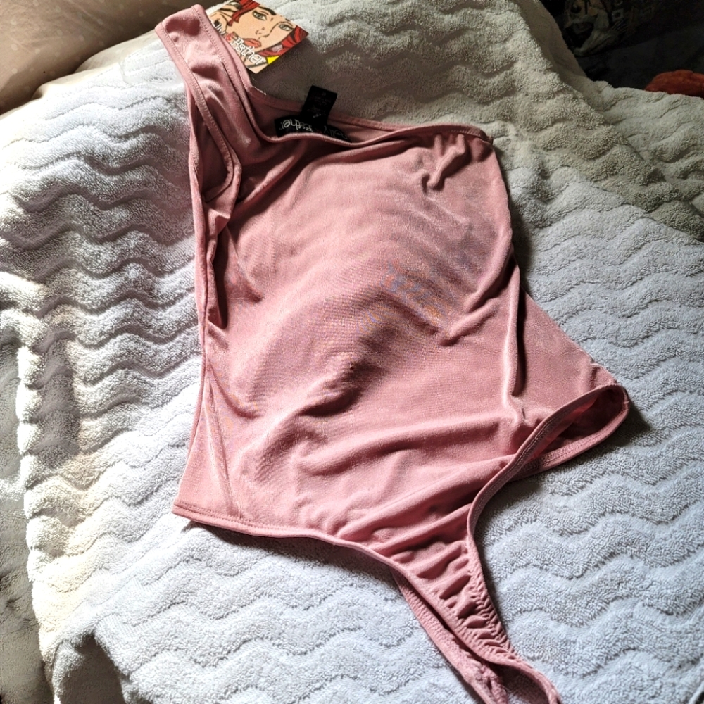 BODY//FOR CLOSET CLOSING ONLY - Picture 6 of 6